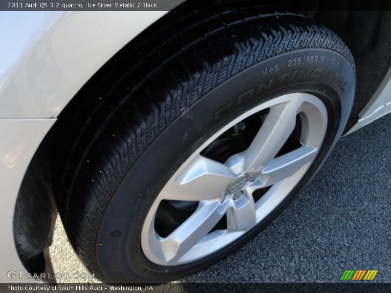 Ice Silver Metallic / Black 2011 Audi Q5 3.2 quattro