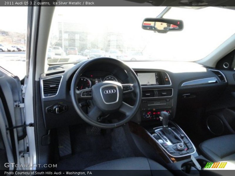 Ice Silver Metallic / Black 2011 Audi Q5 3.2 quattro