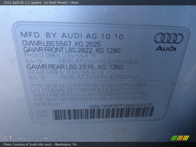 Ice Silver Metallic / Black 2011 Audi Q5 3.2 quattro