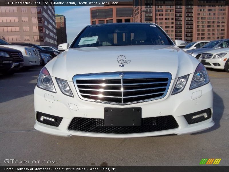Arctic White / Ash/Black 2011 Mercedes-Benz E 550 4Matic Sedan