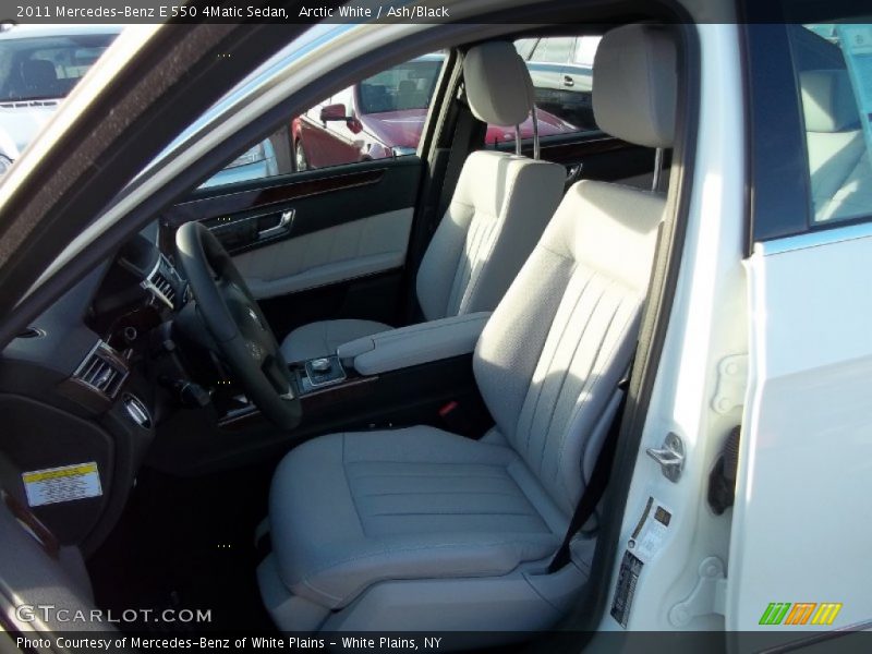 Arctic White / Ash/Black 2011 Mercedes-Benz E 550 4Matic Sedan