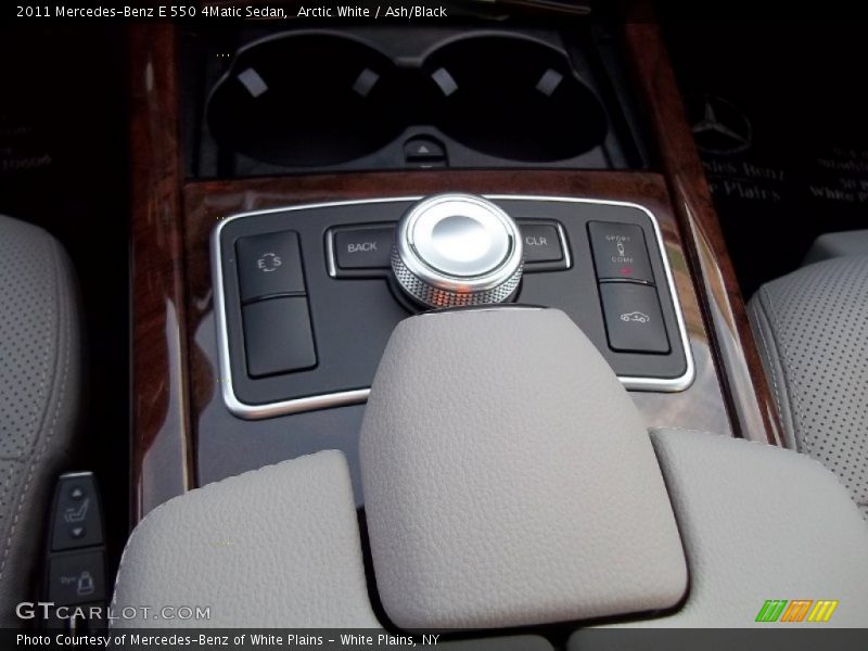 Arctic White / Ash/Black 2011 Mercedes-Benz E 550 4Matic Sedan