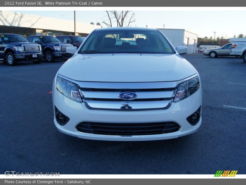 White Platinum Tri-Coat / Camel 2012 Ford Fusion SE