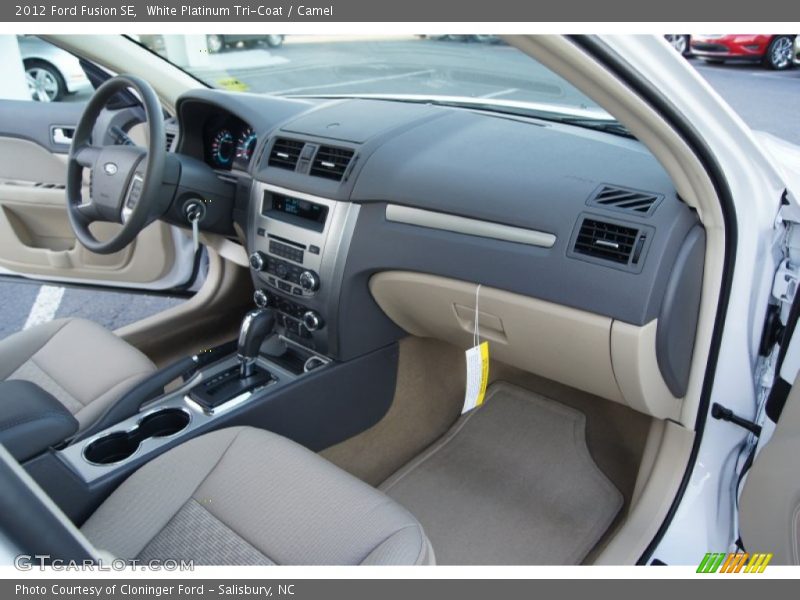 White Platinum Tri-Coat / Camel 2012 Ford Fusion SE