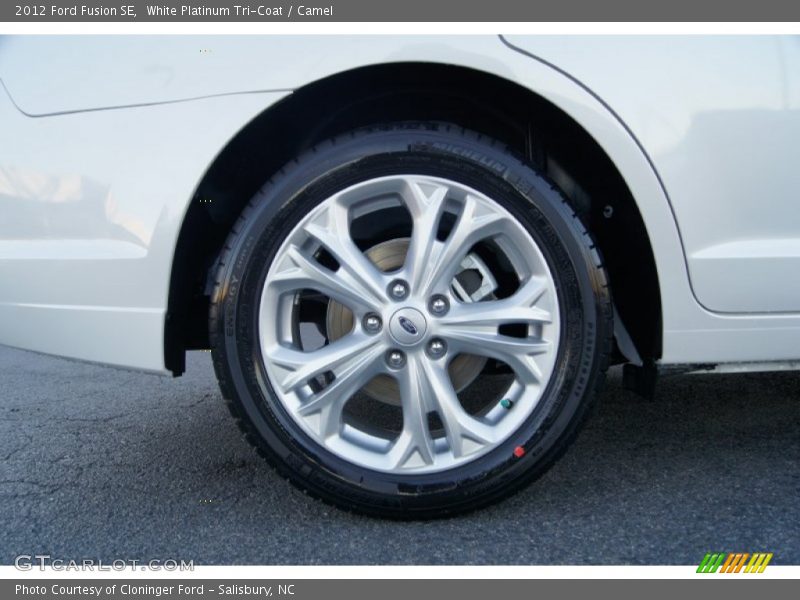 White Platinum Tri-Coat / Camel 2012 Ford Fusion SE
