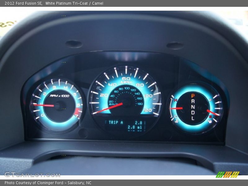 White Platinum Tri-Coat / Camel 2012 Ford Fusion SE