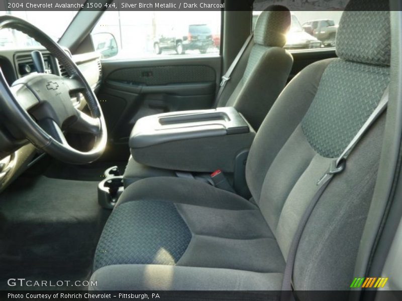 Silver Birch Metallic / Dark Charcoal 2004 Chevrolet Avalanche 1500 4x4