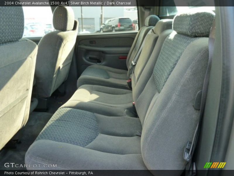 Silver Birch Metallic / Dark Charcoal 2004 Chevrolet Avalanche 1500 4x4