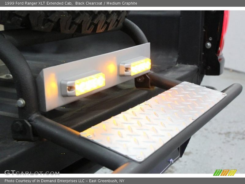 Black Clearcoat / Medium Graphite 1999 Ford Ranger XLT Extended Cab