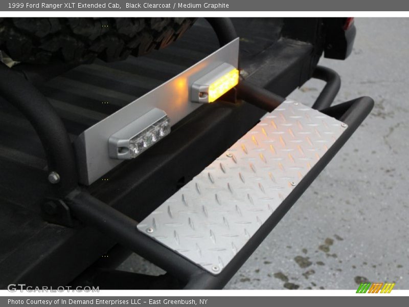 Black Clearcoat / Medium Graphite 1999 Ford Ranger XLT Extended Cab
