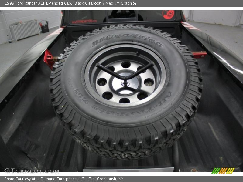 Offroad spare tire carrier - 1999 Ford Ranger XLT Extended Cab