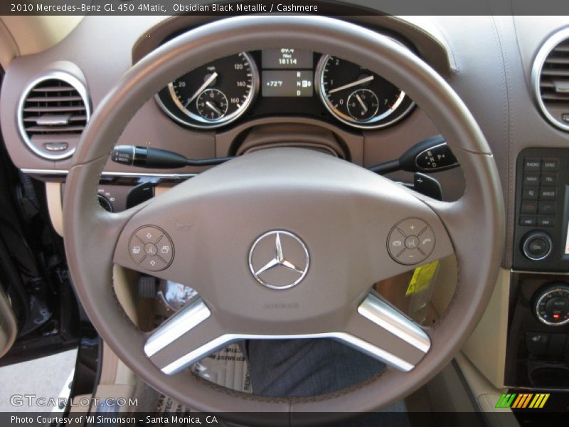  2010 GL 450 4Matic Steering Wheel