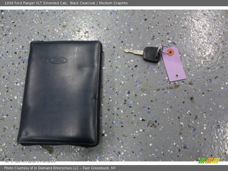 Black Clearcoat / Medium Graphite 1999 Ford Ranger XLT Extended Cab