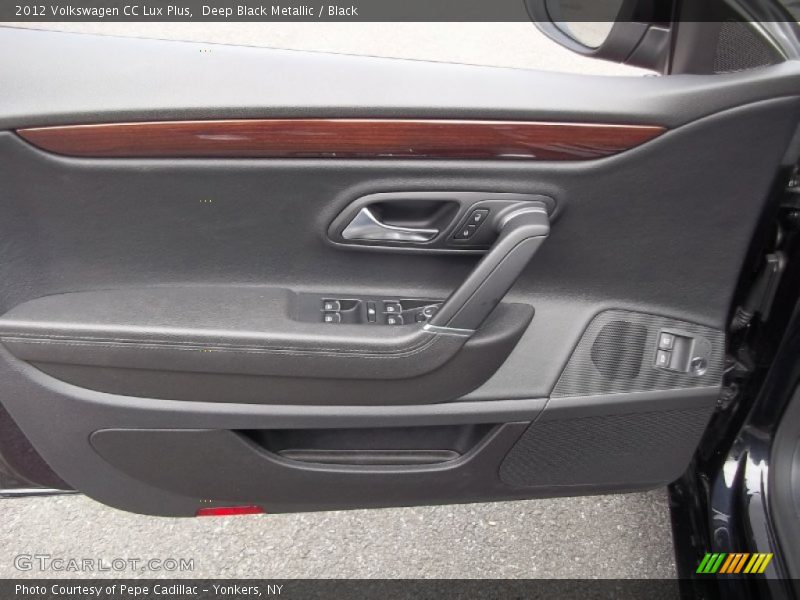 Deep Black Metallic / Black 2012 Volkswagen CC Lux Plus