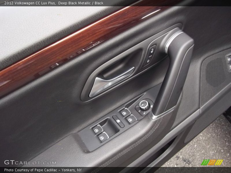 Deep Black Metallic / Black 2012 Volkswagen CC Lux Plus