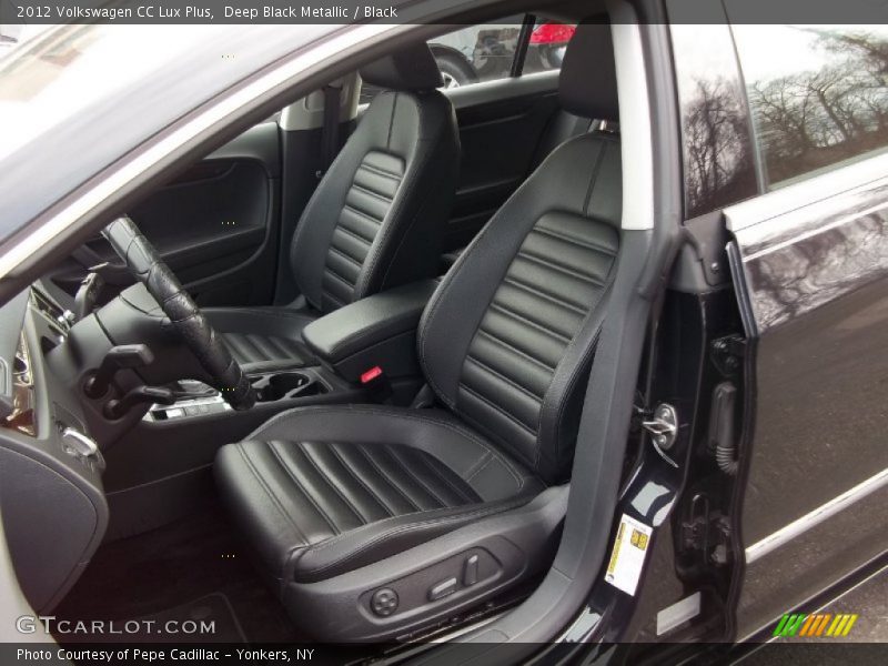  2012 CC Lux Plus Black Interior