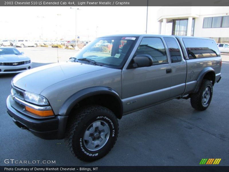 Light Pewter Metallic / Graphite 2003 Chevrolet S10 LS Extended Cab 4x4