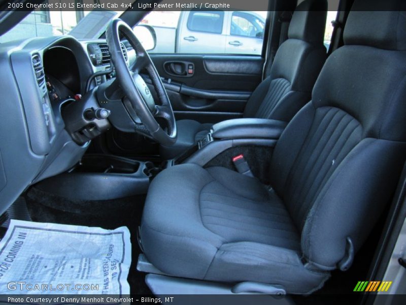 Light Pewter Metallic / Graphite 2003 Chevrolet S10 LS Extended Cab 4x4