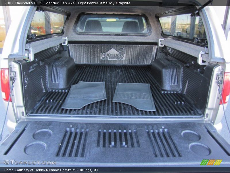 Light Pewter Metallic / Graphite 2003 Chevrolet S10 LS Extended Cab 4x4