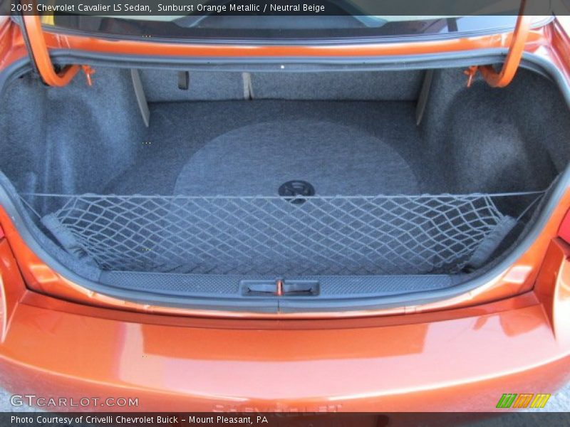  2005 Cavalier LS Sedan Trunk