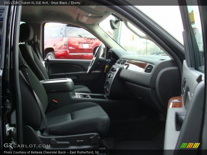 Onyx Black / Ebony 2011 GMC Yukon XL SLE 4x4