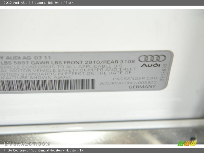 Ibis White / Black 2012 Audi A8 L 4.2 quattro