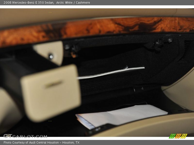 Arctic White / Cashmere 2008 Mercedes-Benz E 350 Sedan