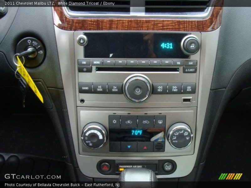 White Diamond Tricoat / Ebony 2011 Chevrolet Malibu LTZ