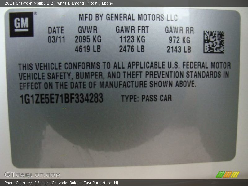 White Diamond Tricoat / Ebony 2011 Chevrolet Malibu LTZ