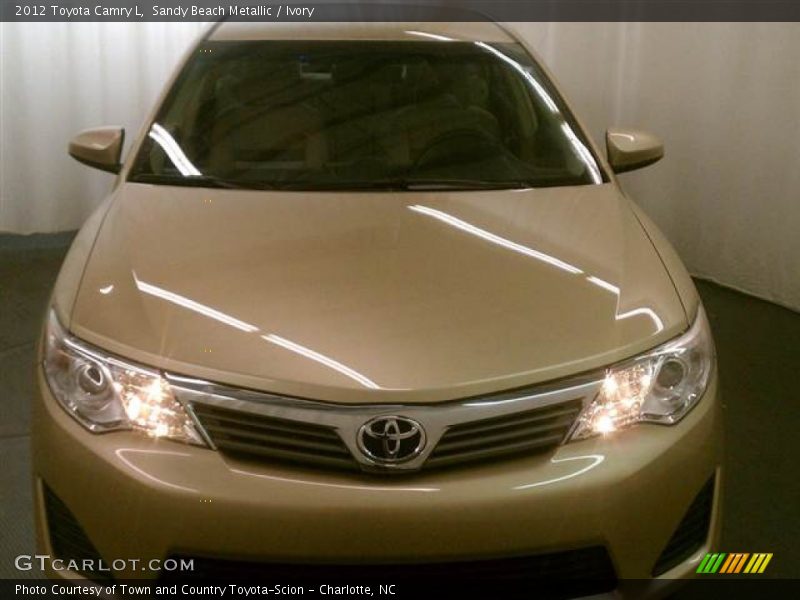 Sandy Beach Metallic / Ivory 2012 Toyota Camry L