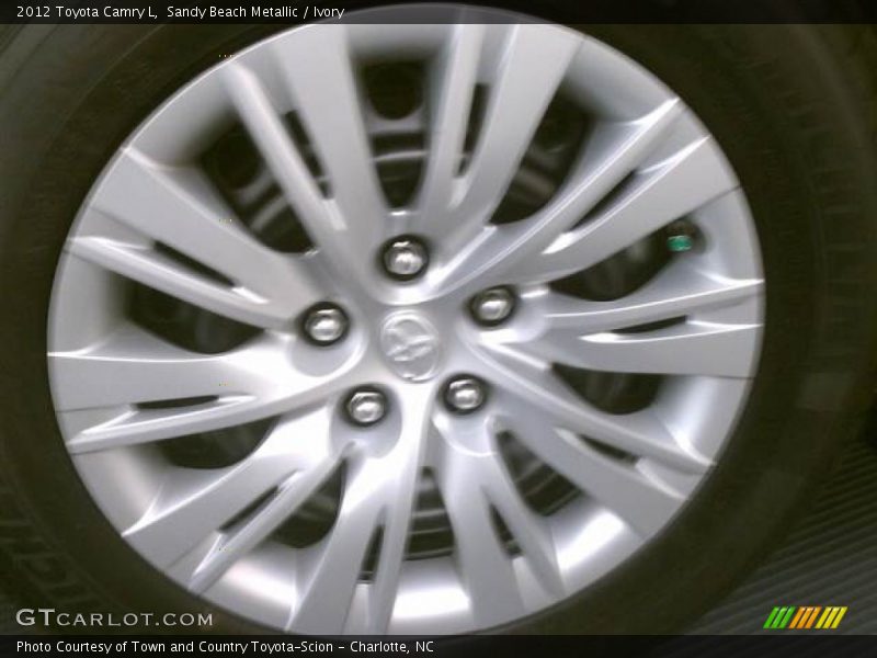 Sandy Beach Metallic / Ivory 2012 Toyota Camry L