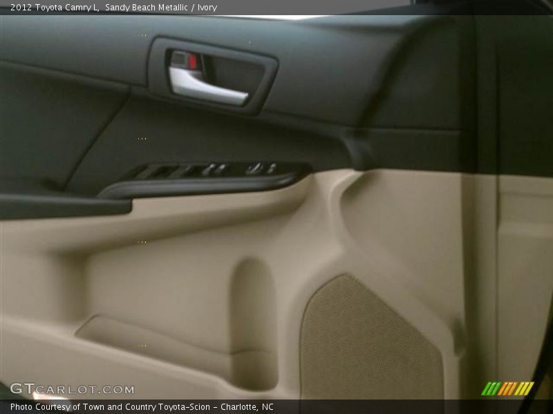 Sandy Beach Metallic / Ivory 2012 Toyota Camry L