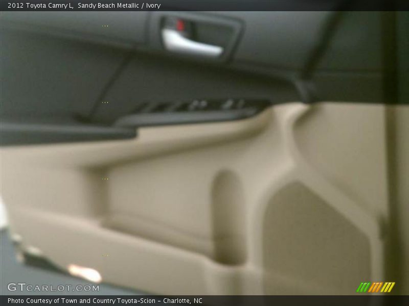 Sandy Beach Metallic / Ivory 2012 Toyota Camry L