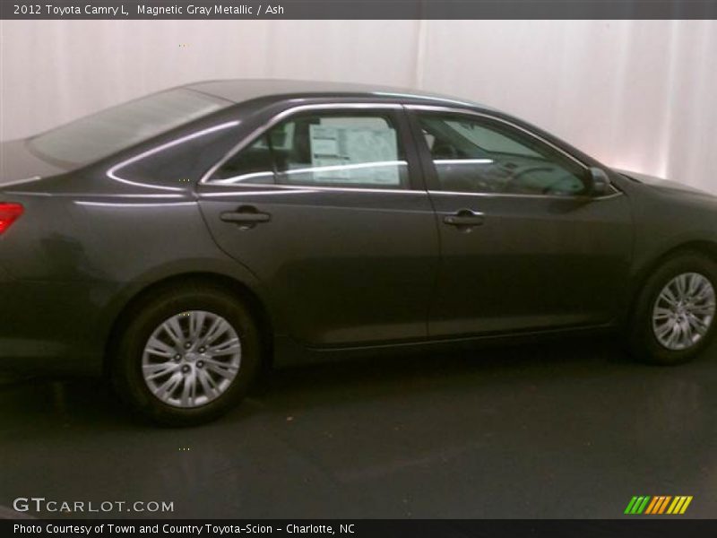 Magnetic Gray Metallic / Ash 2012 Toyota Camry L