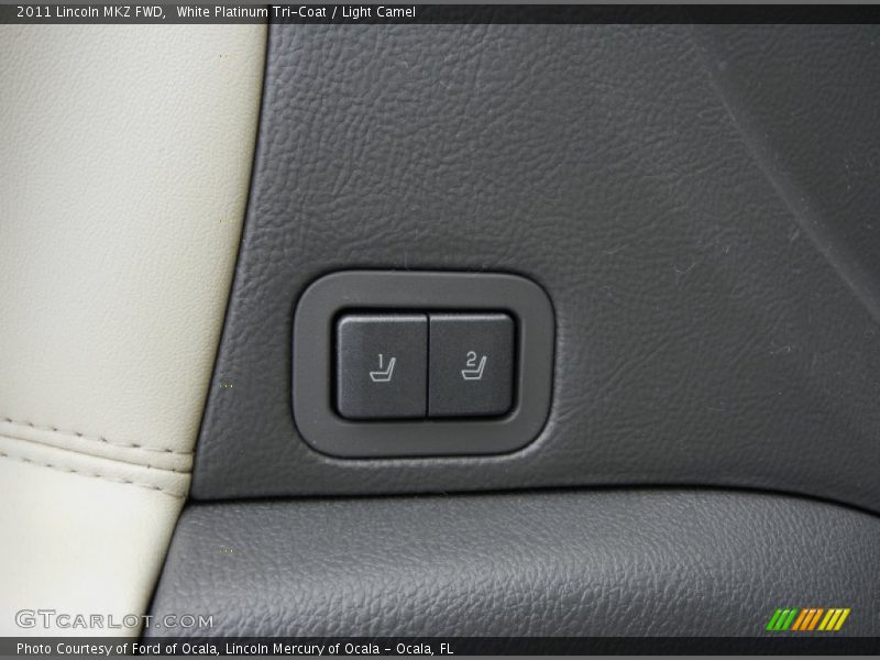 White Platinum Tri-Coat / Light Camel 2011 Lincoln MKZ FWD