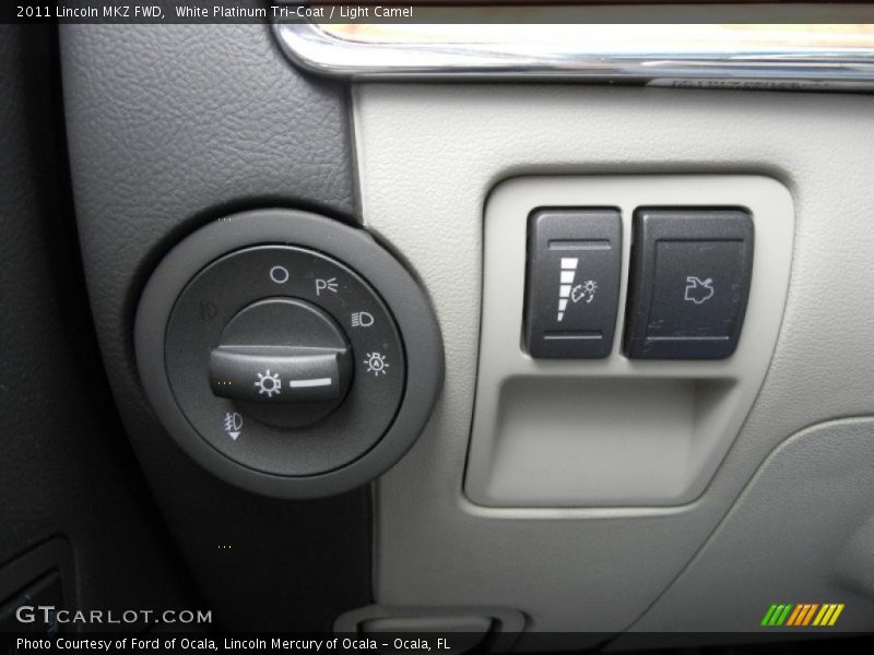 White Platinum Tri-Coat / Light Camel 2011 Lincoln MKZ FWD