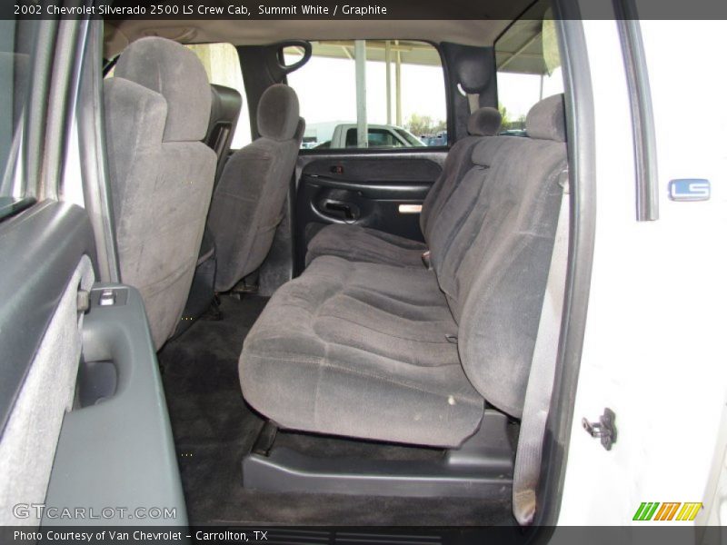 Summit White / Graphite 2002 Chevrolet Silverado 2500 LS Crew Cab