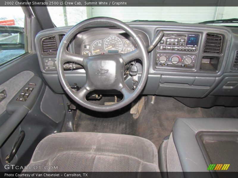 Summit White / Graphite 2002 Chevrolet Silverado 2500 LS Crew Cab