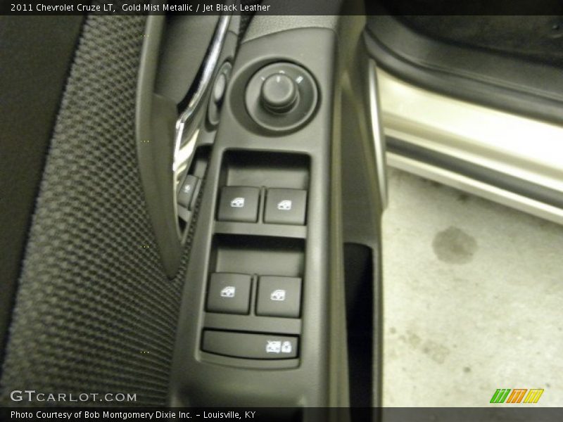 Gold Mist Metallic / Jet Black Leather 2011 Chevrolet Cruze LT