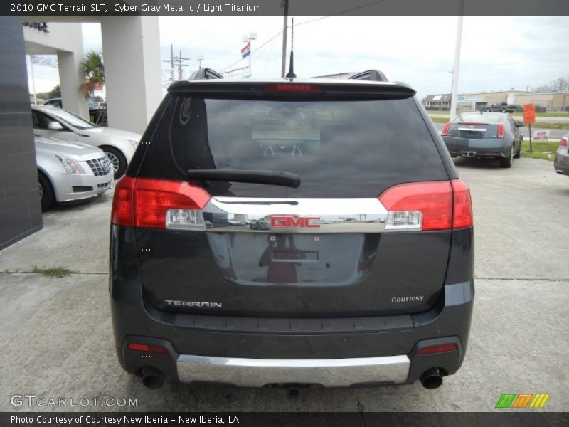 Cyber Gray Metallic / Light Titanium 2010 GMC Terrain SLT