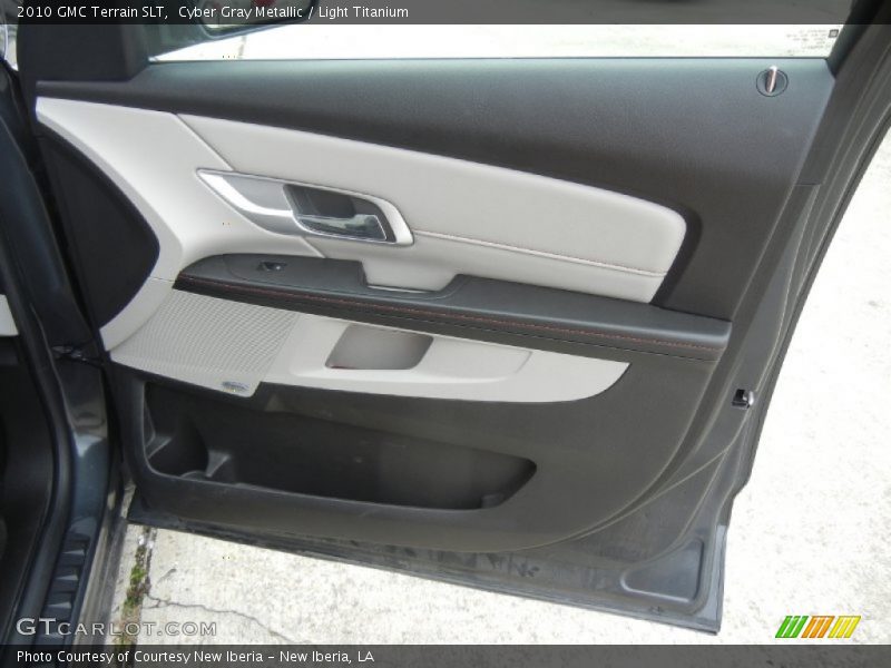 Cyber Gray Metallic / Light Titanium 2010 GMC Terrain SLT