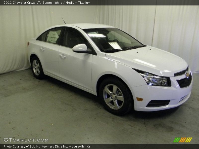 Summit White / Medium Titanium 2011 Chevrolet Cruze LT