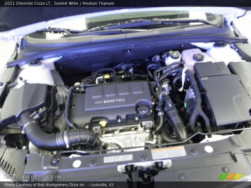 Summit White / Medium Titanium 2011 Chevrolet Cruze LT