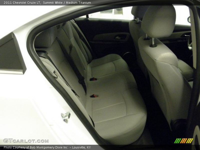 Summit White / Medium Titanium 2011 Chevrolet Cruze LT