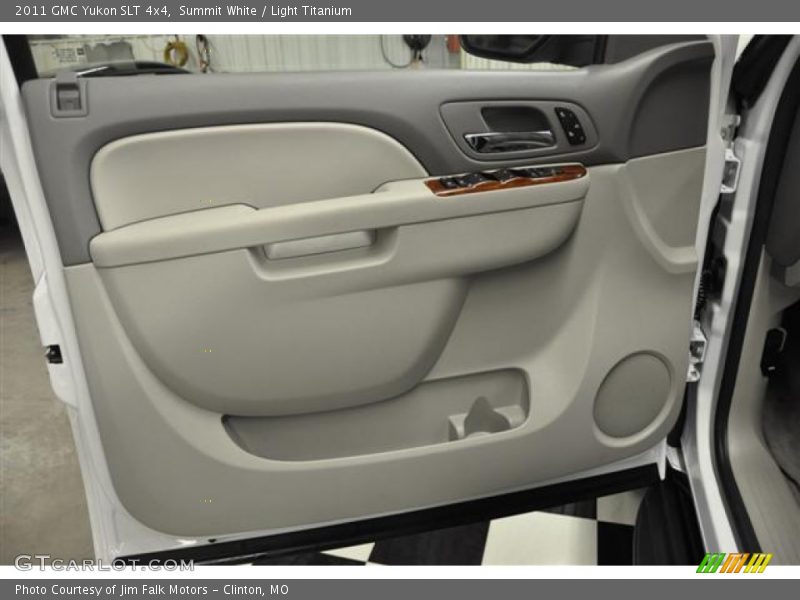 Summit White / Light Titanium 2011 GMC Yukon SLT 4x4