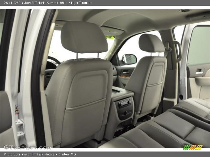 Summit White / Light Titanium 2011 GMC Yukon SLT 4x4
