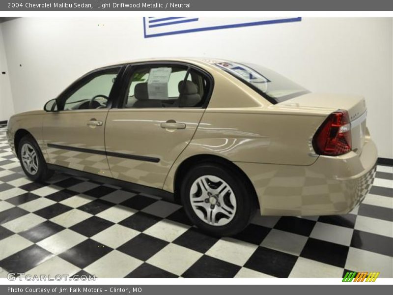 Light Driftwood Metallic / Neutral 2004 Chevrolet Malibu Sedan