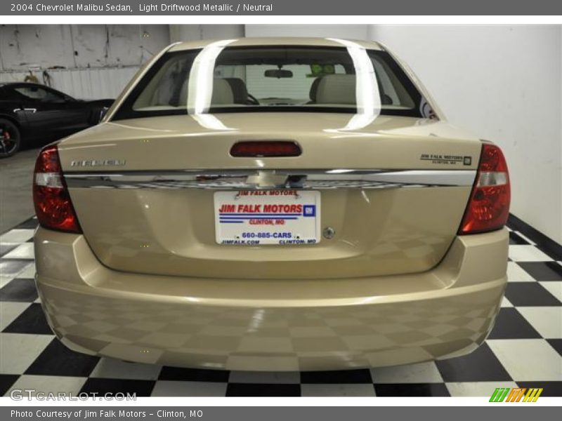 Light Driftwood Metallic / Neutral 2004 Chevrolet Malibu Sedan