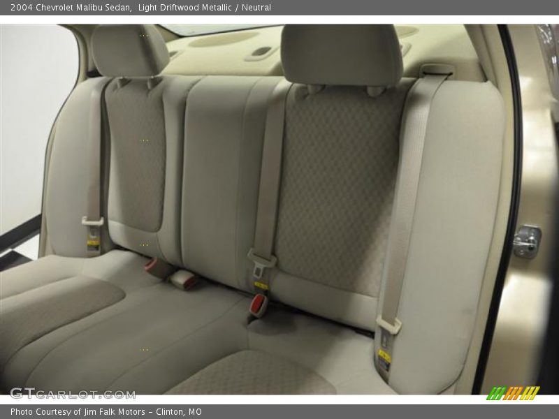 Light Driftwood Metallic / Neutral 2004 Chevrolet Malibu Sedan