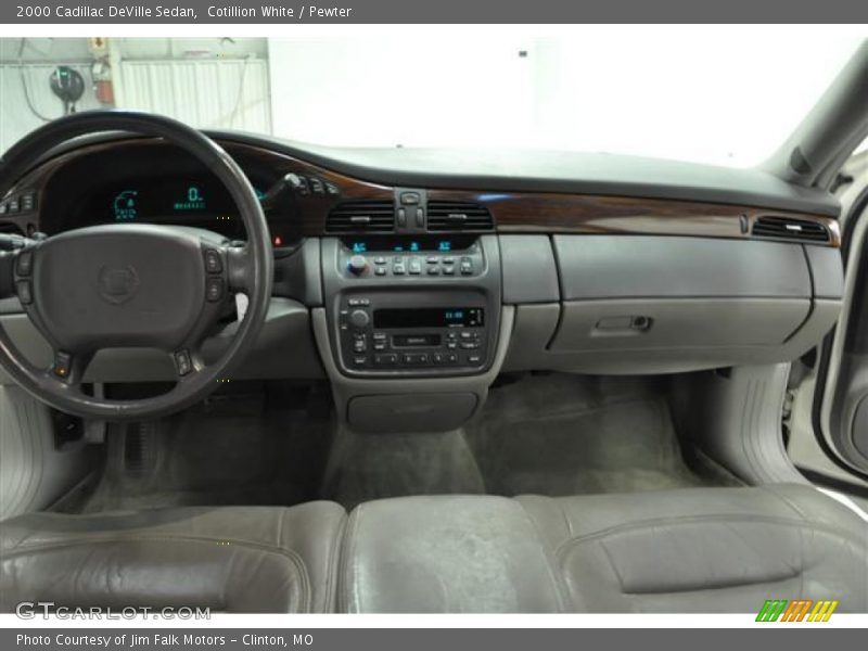Cotillion White / Pewter 2000 Cadillac DeVille Sedan